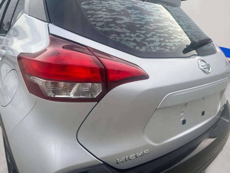 2019 Nissan Kicks SV