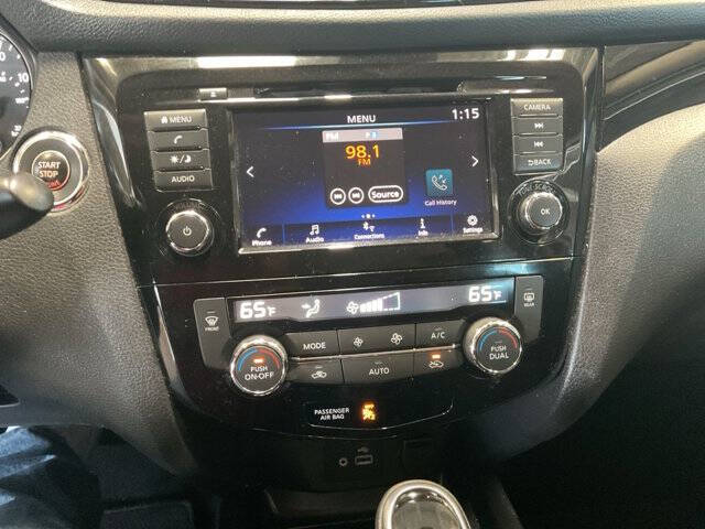 2021 Nissan Rogue Sport SV