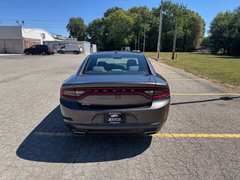 2016 Dodge Charger SE