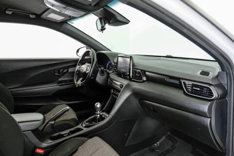 2019 Hyundai Veloster