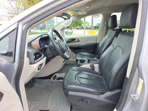 2018 Chrysler Pacifica Touring L