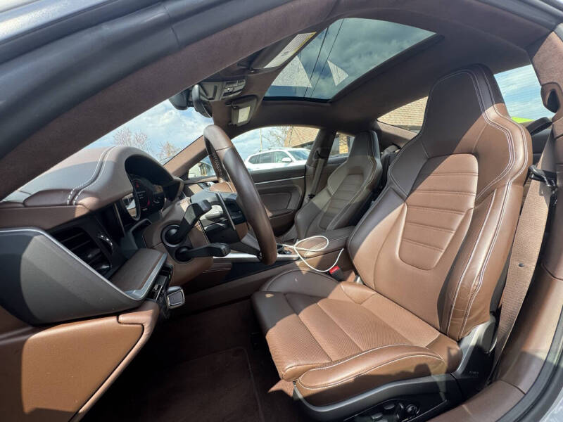 2021 Porsche 911 Turbo S