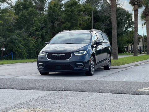 2021 Chrysler Pacifica Hybrid Touring