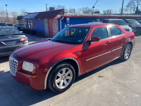 2007 Chrysler 300 for sale at Car Mas Broadway in Crest Hill IL