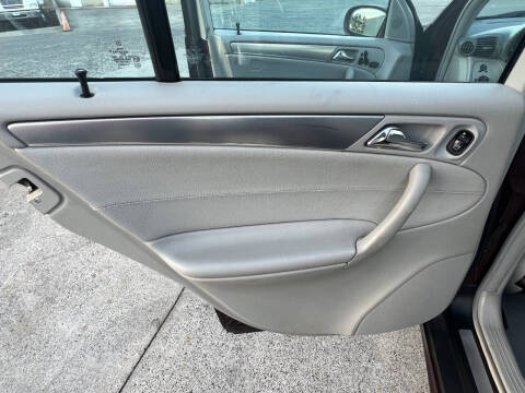 2006 Mercedes-Benz C-Class C 230 Sport