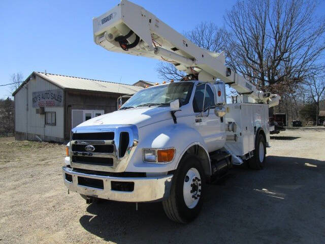 2012 Ford F-750's photo