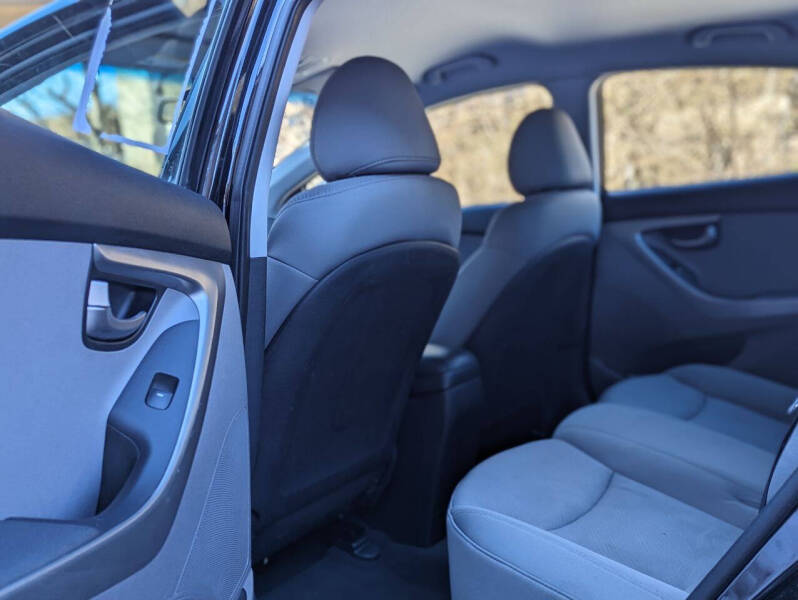 2011 Hyundai Elantra GLS