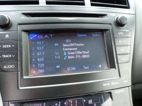 2013 Toyota Prius v Five