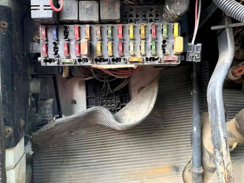 2000 International 4900