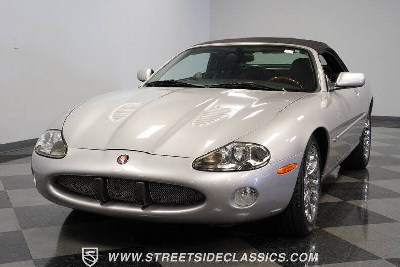 2001 Jaguar XKR