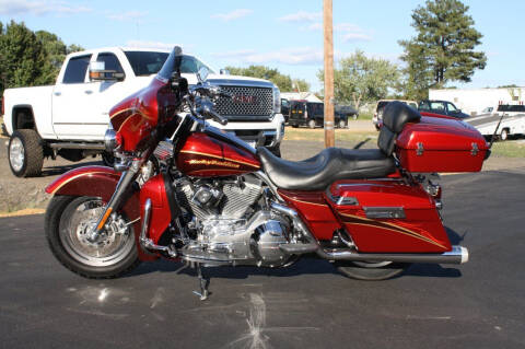 2005 Harley-Davidson FLHTCSE2 for sale at Platinum Auto World in Fredericksburg VA