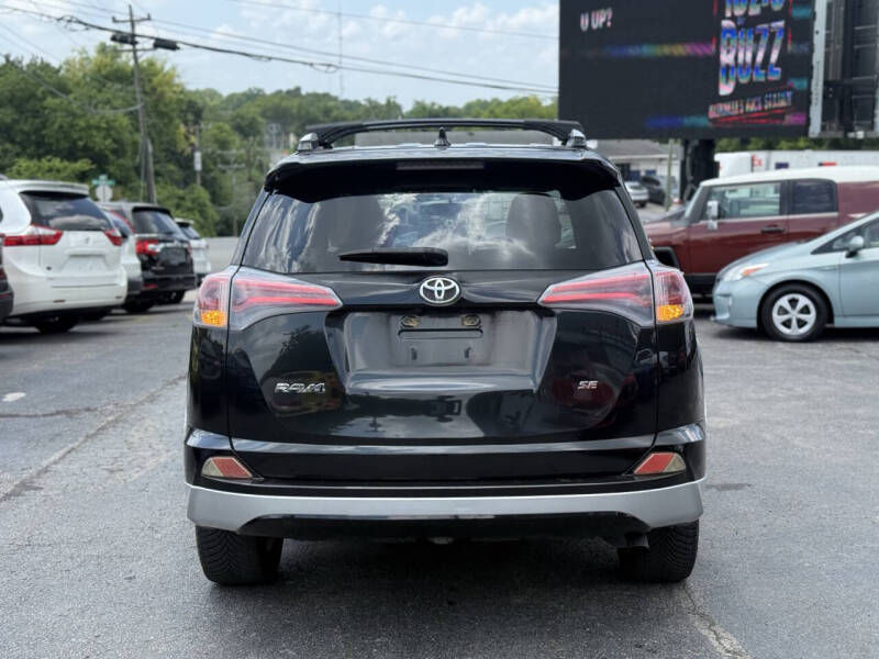 2016 Toyota RAV4 SE