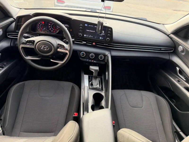 2021 Hyundai Elantra