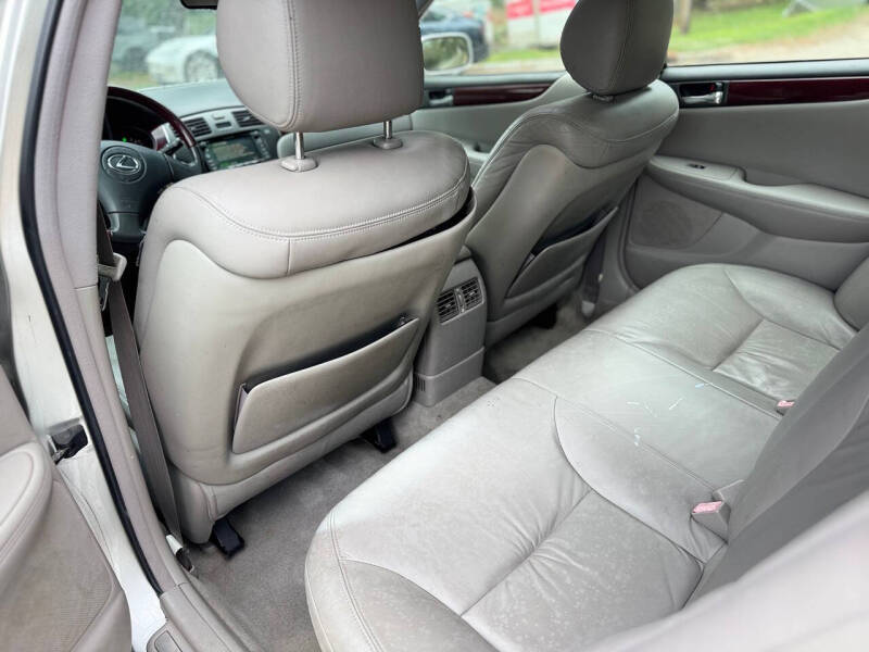 2004 Lexus ES 330