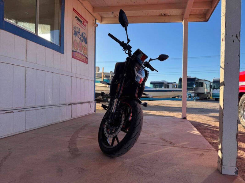 2023 CFMoto 300