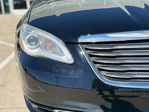 2014 Chrysler 200 Limited