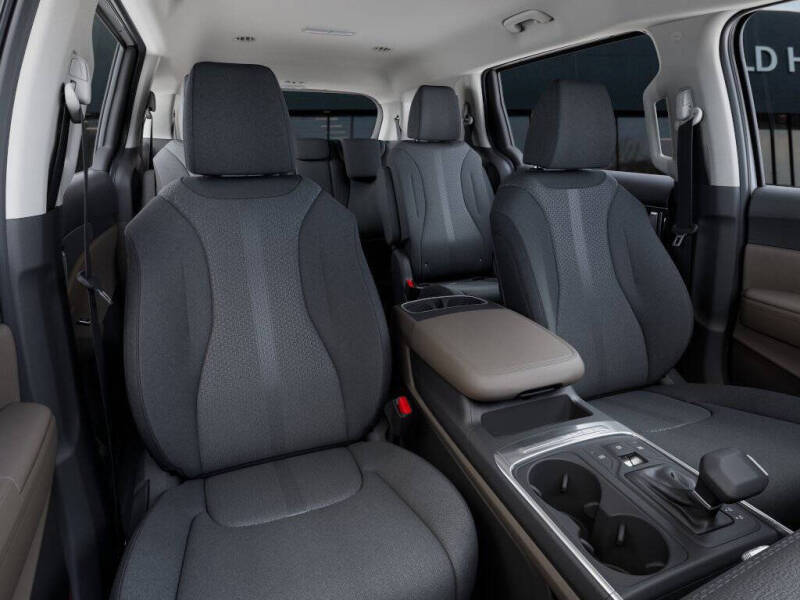 2026 Kia Carnival LX