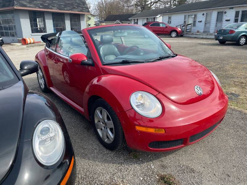2007 Volkswagen New Beetle Convertible for sale at CARLUX in Fortville IN