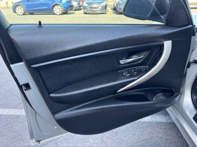 2016 BMW 3 Series 320i