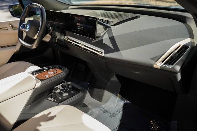 2023 BMW iX xDrive50