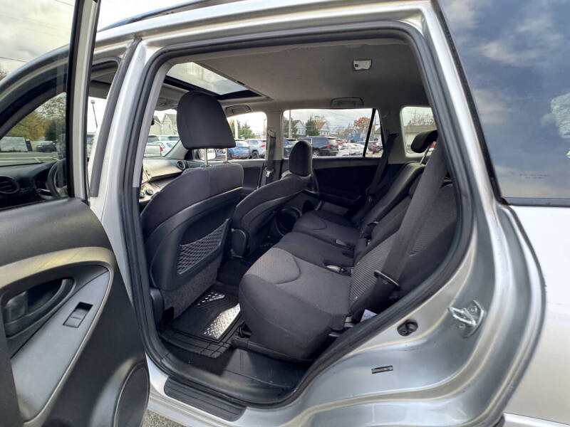 2009 Toyota RAV4 Sport