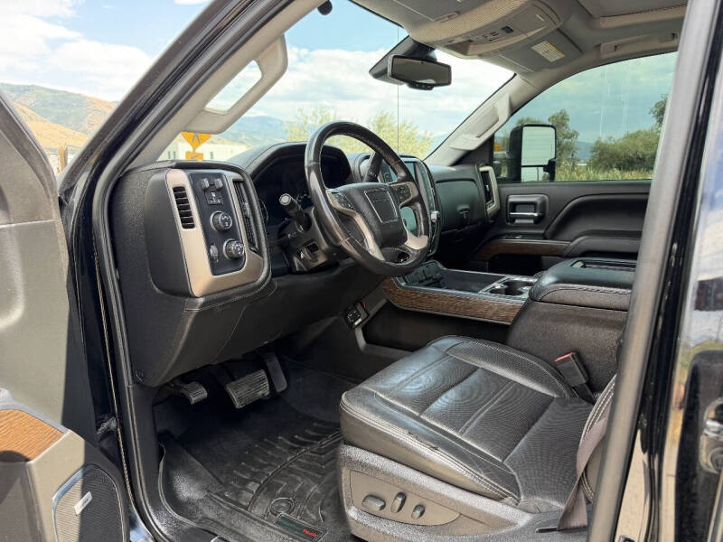 2017 GMC Sierra 2500HD Denali