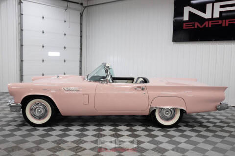 1957 Ford Thunderbird