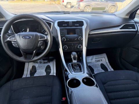 2013 Ford Fusion SE