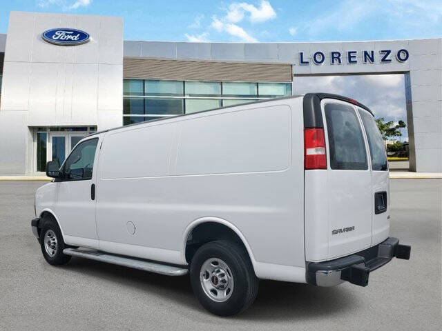 2023 GMC Savana 2500