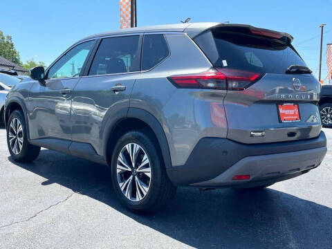 2022 Nissan Rogue SV