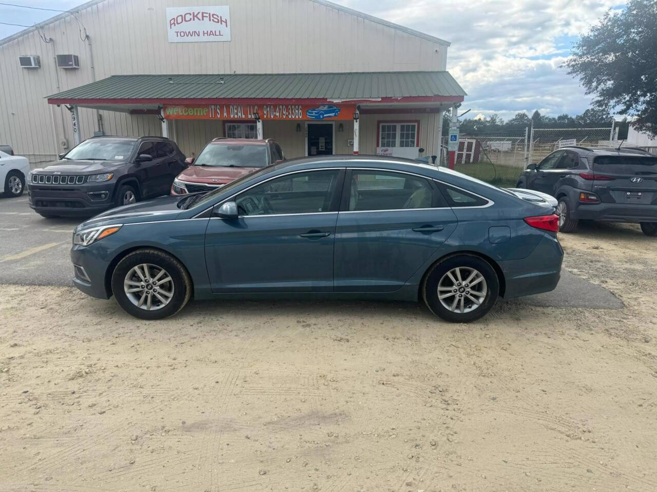 2016 Hyundai SONATA for sale at Its A Deal LLC in Raeford, NC