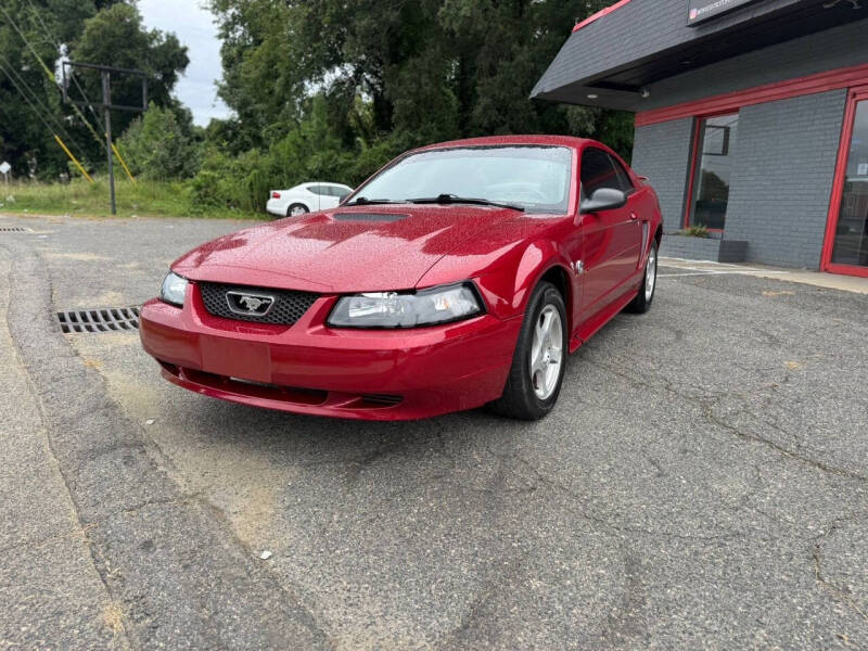 2004 Ford Mustang