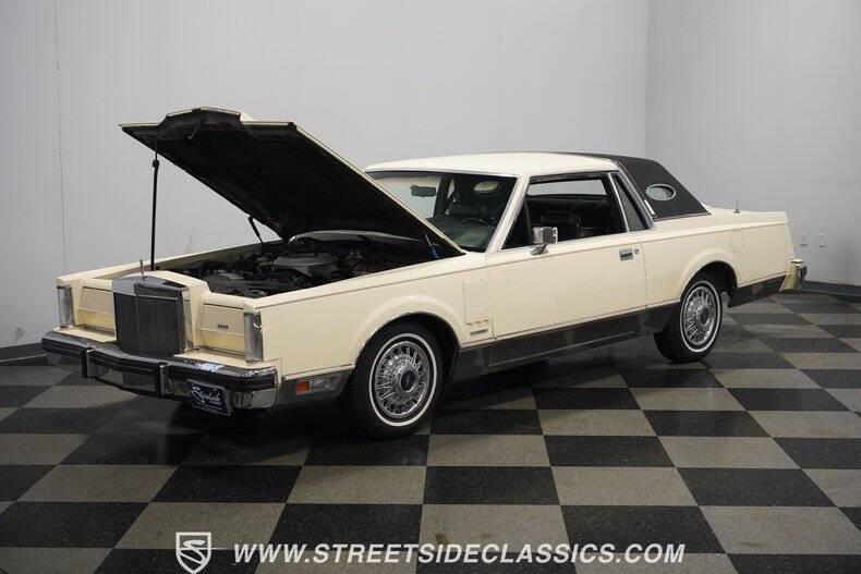 1982 Lincoln Mark VI