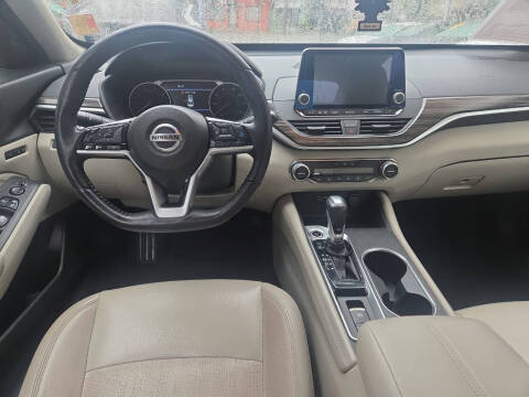 2019 Nissan Altima 2.5 Platinum