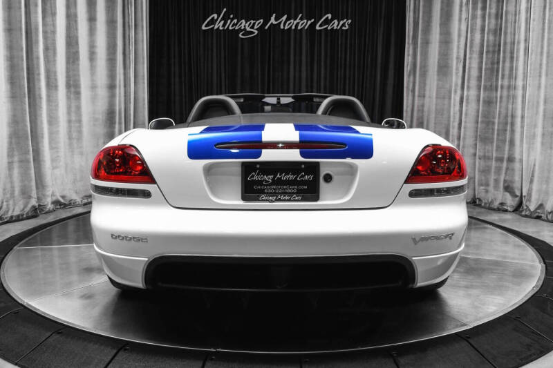 2005 Dodge Viper SRT-10