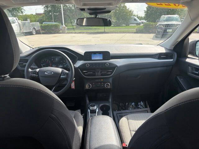 2022 Ford Escape S