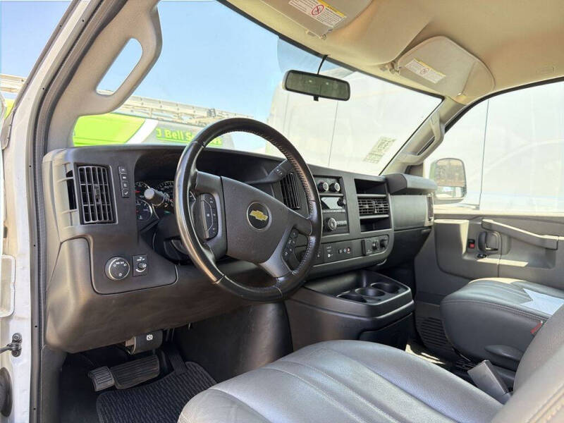 2021 Chevrolet Express 3500