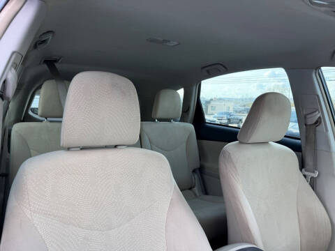 2012 Toyota Prius v Five