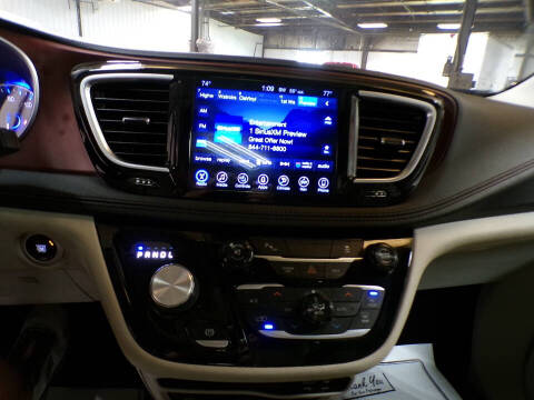 2017 Chrysler Pacifica Limited