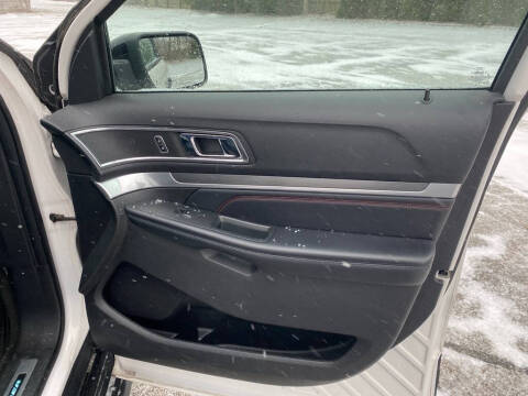 2017 Ford Explorer Sport