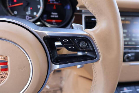 2016 Porsche Macan Turbo