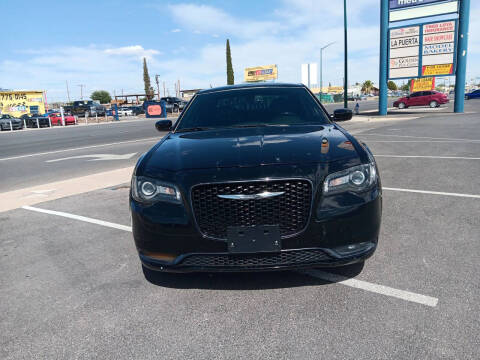 2018 Chrysler 300 S