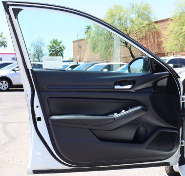 2020 Nissan Altima 2.5 SR