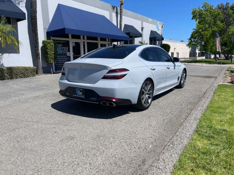 2022 Genesis G70