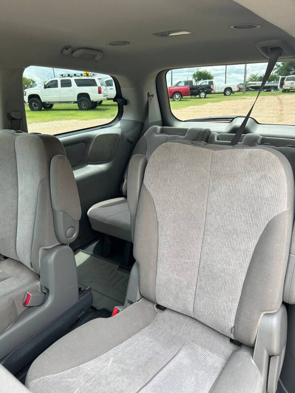 2014 Kia Sedona LX