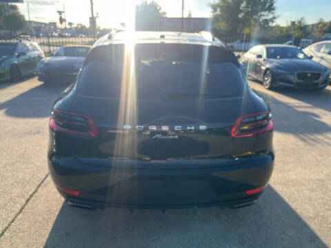 2017 Porsche Macan