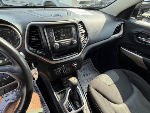 2018 Jeep Cherokee Latitude