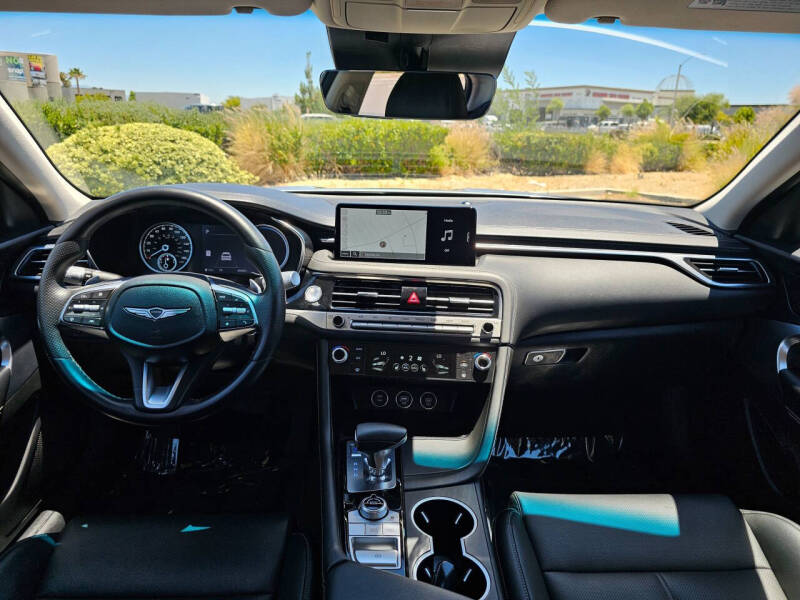 2025 Genesis G70