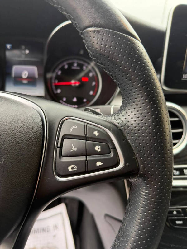2018 Mercedes-Benz GLC GLC 300