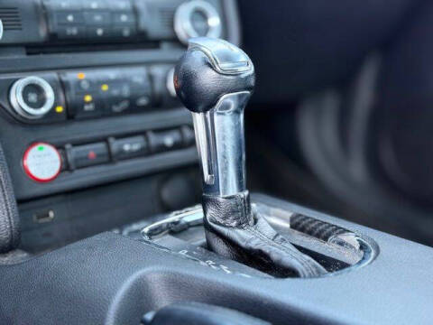 2016 Ford Mustang V6